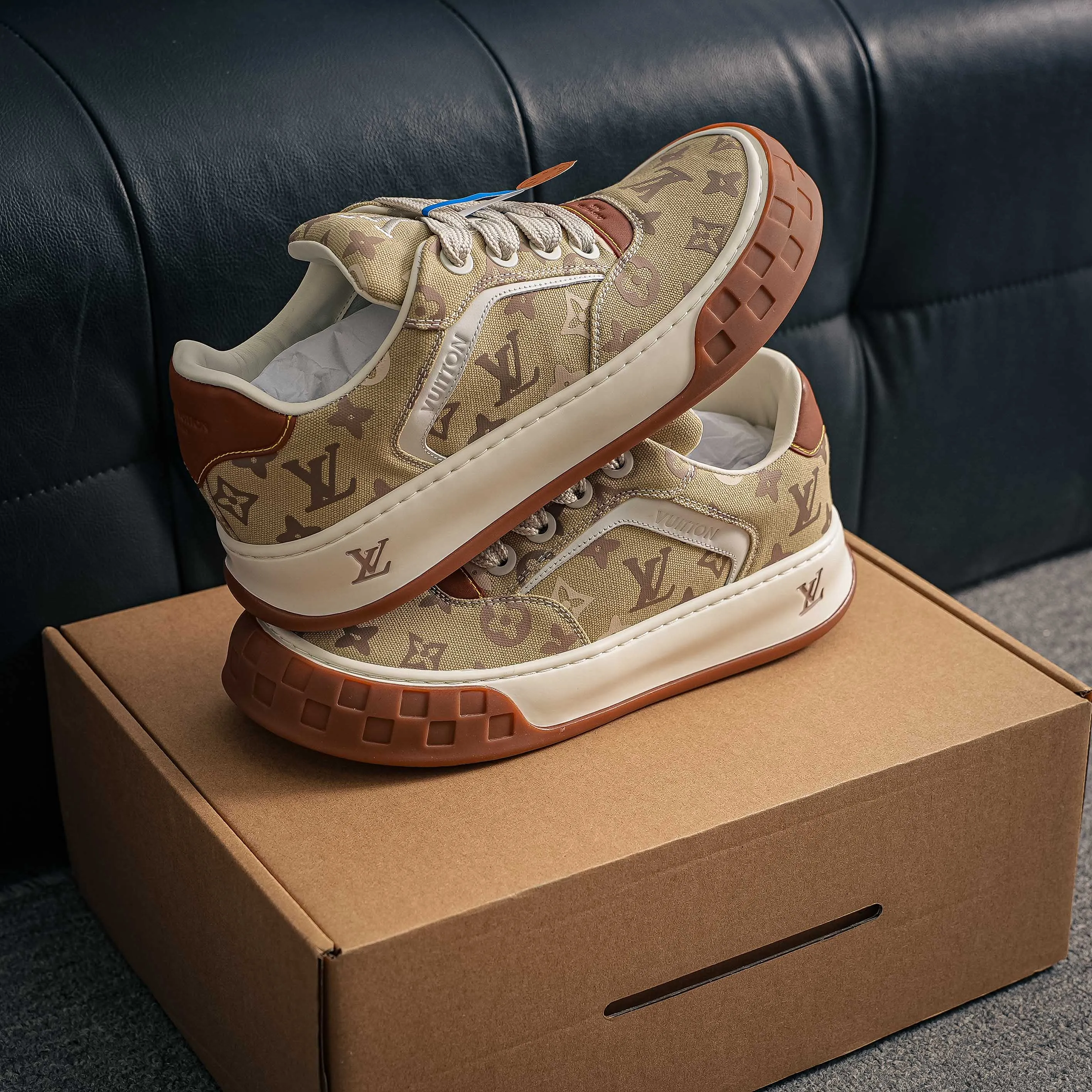 # LV tilted ， Shoes，Sneakers， Shoes，Skate Shoes~~ Sneakers， LV Shoes ， Cushioning TPU Vuitton ，